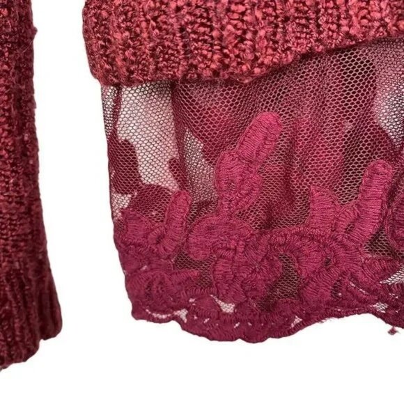 BY DESIGN WOMEN'S WINE RED LACE HEM SWEATER SIZE LARGE - Picture 2 of 8